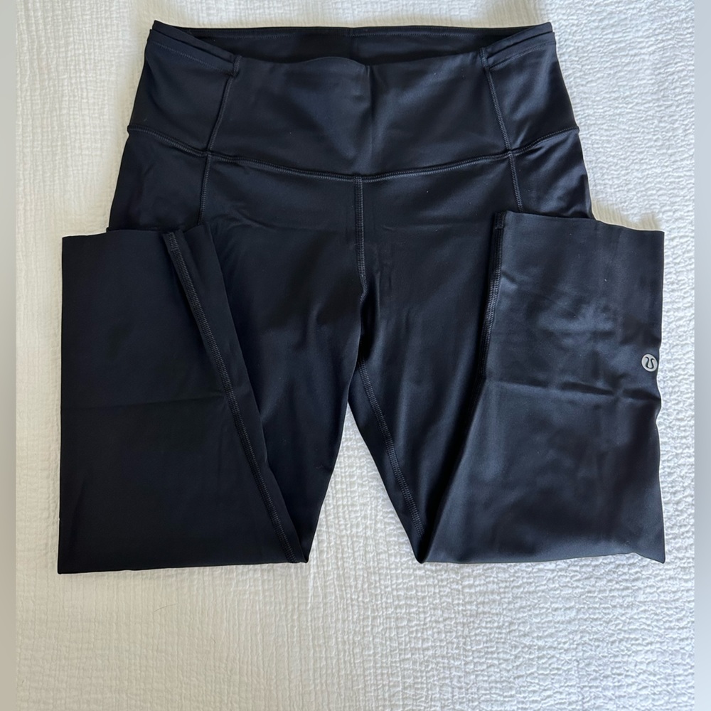 Lululemon Capri black leggings size 6